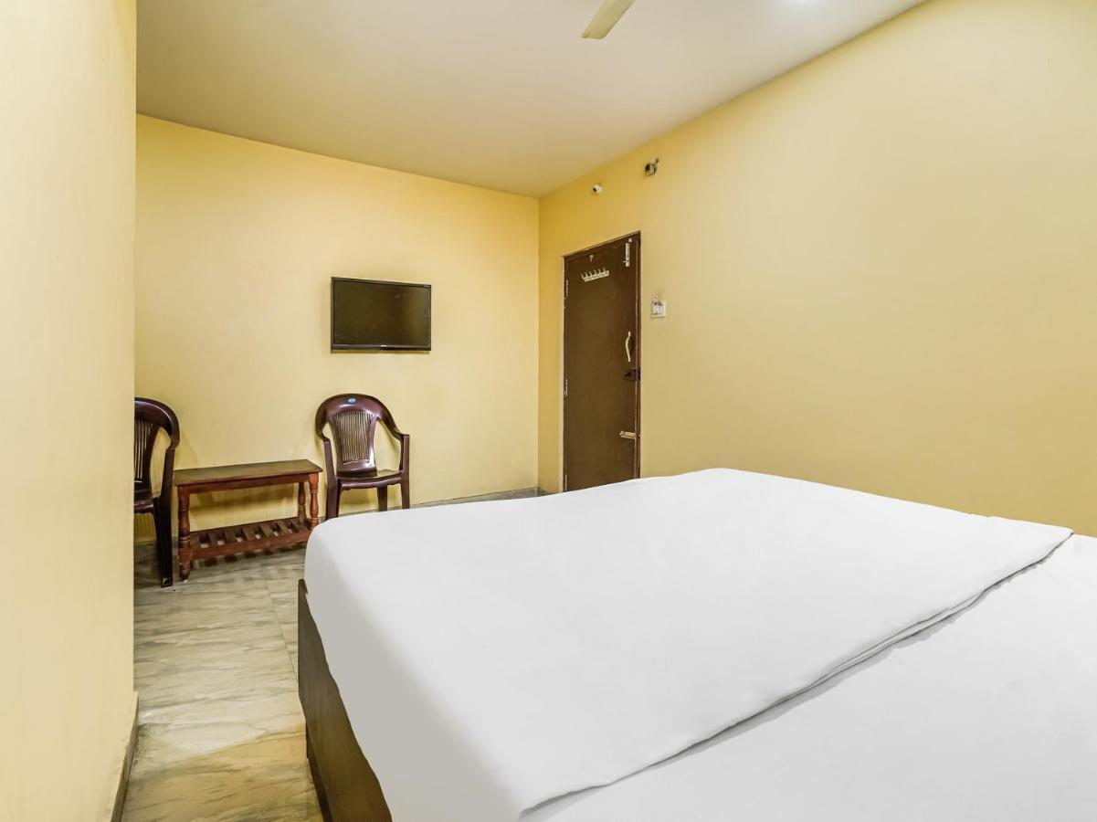 Rājahmundry Oyo 84039 Tirumala Grand المظهر الخارجي الصورة
