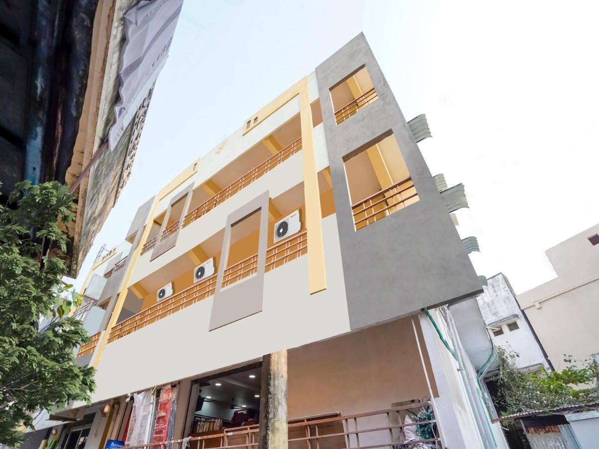 Rājahmundry Oyo 84039 Tirumala Grand المظهر الخارجي الصورة