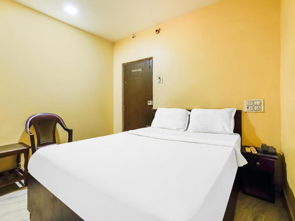 Rājahmundry Oyo 84039 Tirumala Grand المظهر الخارجي الصورة