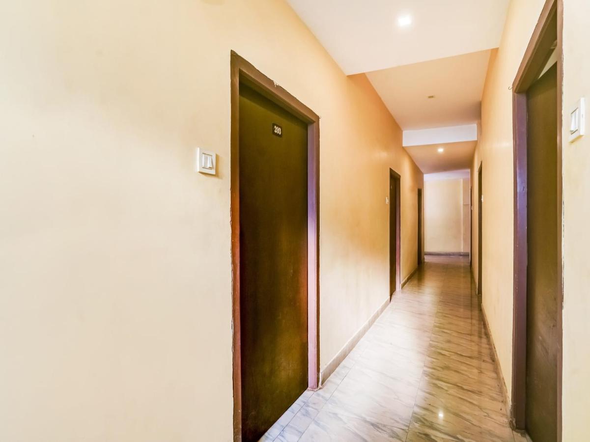 Rājahmundry Oyo 84039 Tirumala Grand المظهر الخارجي الصورة