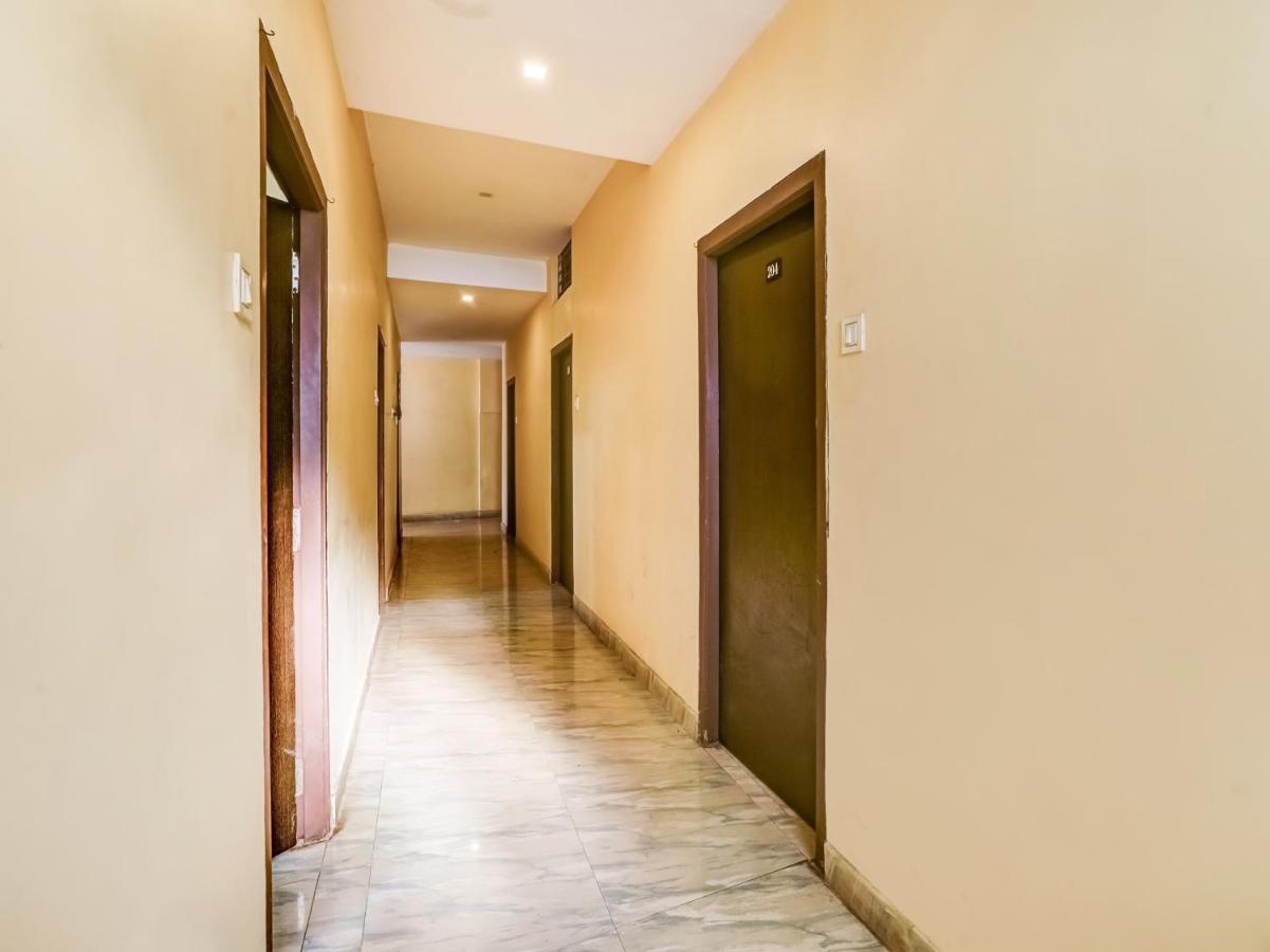 Rājahmundry Oyo 84039 Tirumala Grand المظهر الخارجي الصورة